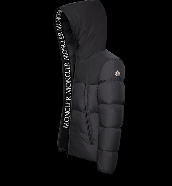 安心送料関税込! MONCLER モンクレール スーパーコピー 18/19AW MONTCLAR レインウェアダウン 8090802